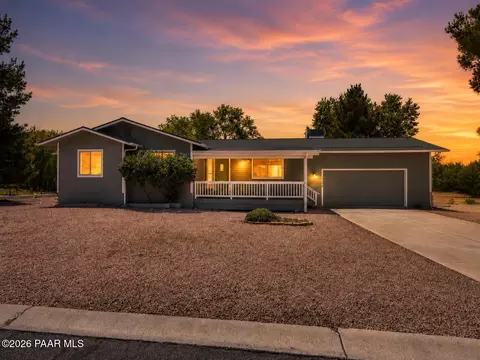 10375 E Oak Creek Valley Dr, Cornville, AZ 86325