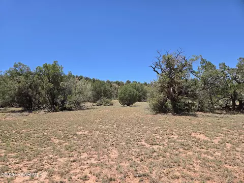 236 W Kings Ranch Rd, Ash Fork, AZ 86320 photo 3