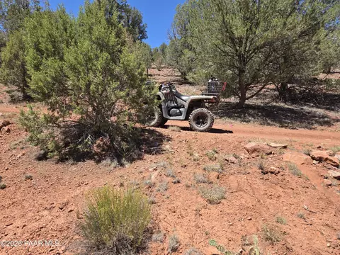 450 Arizona Rd, Ash Fork, AZ 86320 photo 2
