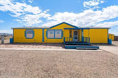 26875 N Kitty Hawk Ln, Paulden, AZ 86334