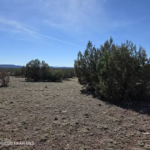 8 Off Tanner Rd # A, Ash Fork, AZ 86320 photo 2