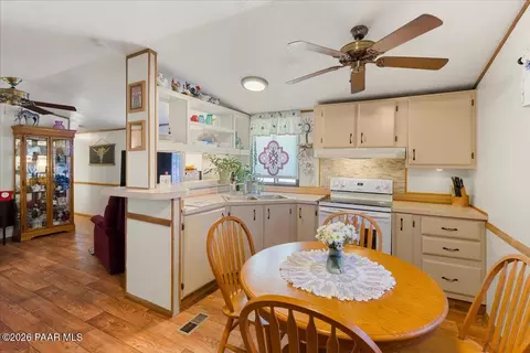 20794 E Zaragoza Dr, Mayer, AZ 86333 photo 9
