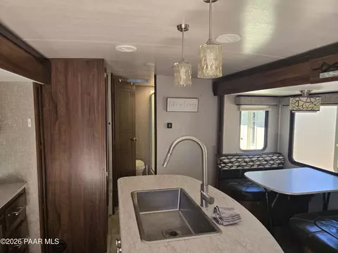 13 W Couchman Trl, Ash Fork, AZ 86320 photo 6