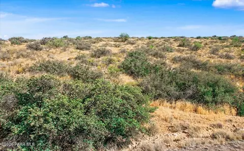 16981 S Rio Vista Rd, Mayer, AZ 86333