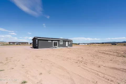26894 N Chicory Way, Paulden, AZ 86334 photo 4