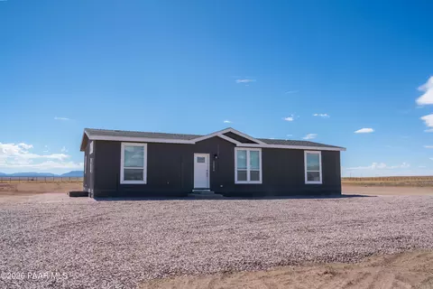 26894 N Chicory Way, Paulden, AZ 86334 photo 2