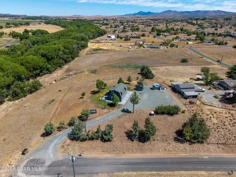 View/Area - 13680 E Trails End, Dewey-humboldt, AZ 86327 photo 2 of 11