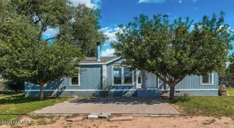 3493 Choctaw Ln, Chino Valley, AZ 86323