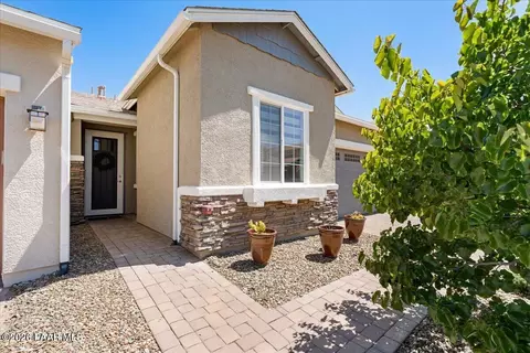 12692 E Roca St, Dewey, AZ 86327 photo 2