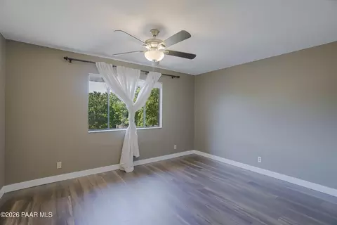 Bedroom - 11015 E Singletree Trl, Dewey, AZ 86327 photo 1 of 3
