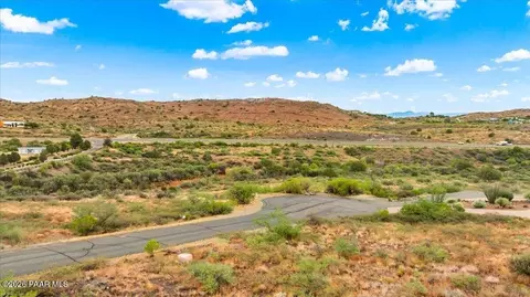 15865 E Broken Bit Rd, Mayer, AZ 86333 photo 3