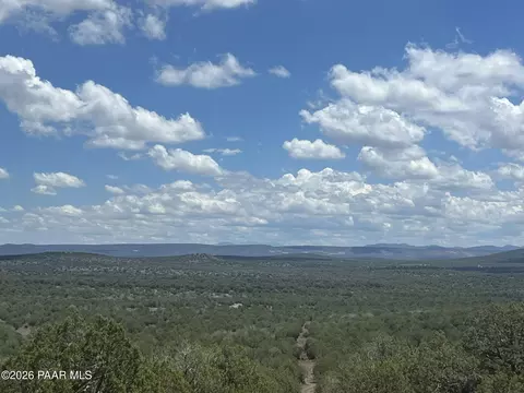 82 Mathis Rd, Williams, AZ 86046 photo 2
