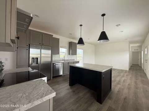 11 E Antelope Run Rd, Paulden, AZ 86334 photo 7