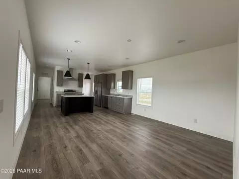 11 E Antelope Run Rd, Paulden, AZ 86334 photo 3