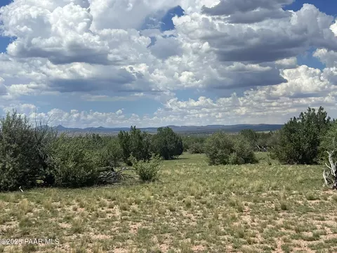 62 Cone Ln, Ash Fork, AZ 86320 photo 5