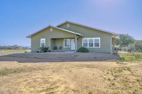 725 S Rd 1 W, Chino Valley, AZ 86323