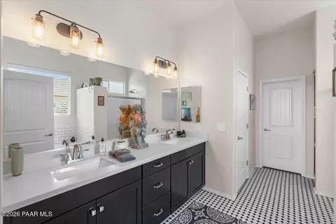Bath - 12856 E Barreto St, Dewey, AZ 86327 photo 1 of 4