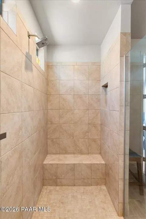 Bath - 5682 E Killen Loop, Prescott Valley, AZ 86314 photo 1 of 2