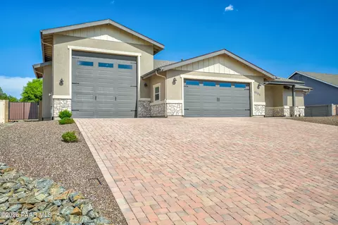 8705 N Roughrider Rd, Prescott Valley, AZ 86315