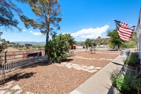 Exterior - 14020 E Ridge Way, Dewey, AZ 86327 photo 6 of 11