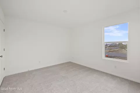 Bedroom - 19980 E Ocotillo Dr, Mayer, AZ 86333 photo 4 of 6