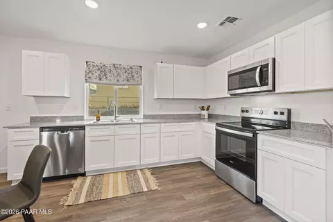 Kitchen - 19980 E Ocotillo Dr, Mayer, AZ 86333 photo 1 of 1