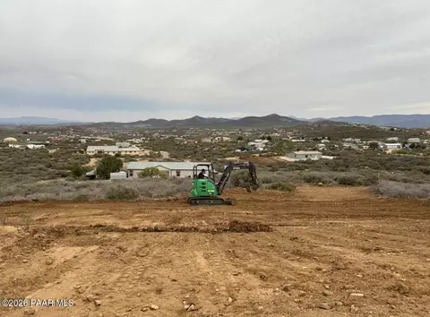 17460 E Roper Way, Dewey-humboldt, AZ 86327 photo 2