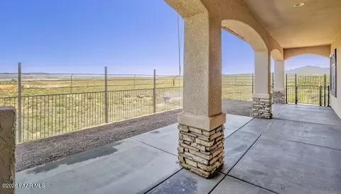 Exterior - 15565 E Devon Mont Ln, Dewey, AZ 86327 photo 4 of 7