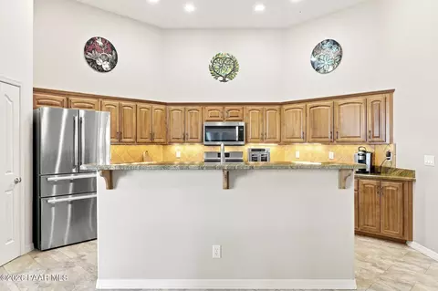 Kitchen - 15565 E Devon Mont Ln, Dewey, AZ 86327 photo 5 of 5