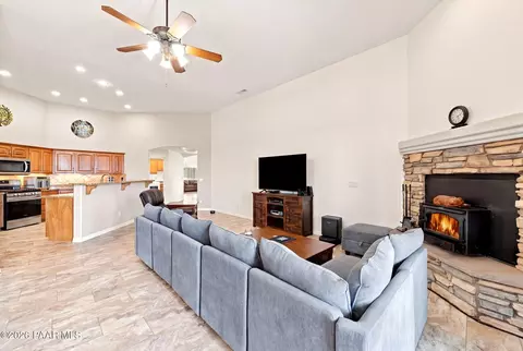 Living - 15565 E Devon Mont Ln, Dewey, AZ 86327 photo 1 of 3