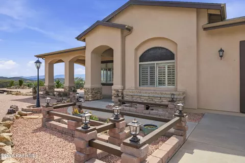Exterior - 15565 E Devon Mont Ln, Dewey, AZ 86327 photo 2 of 8