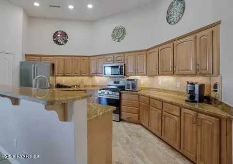 Kitchen - 15565 E Devon Mont Ln, Dewey, AZ 86327 photo 1 of 3