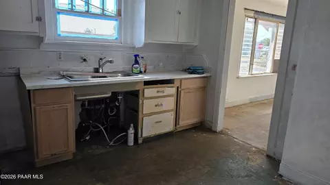 Entry Way - 47077 N Fifth St, Ash Fork, AZ 86320 photo 1 of 1