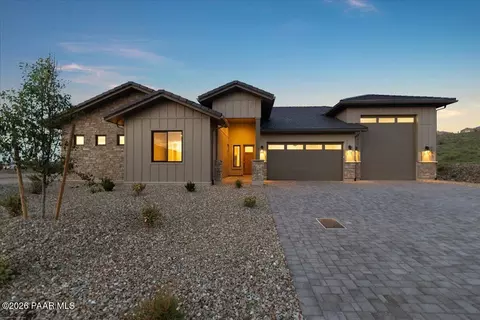 5243 High Cliff Way, Prescott, AZ 86301
