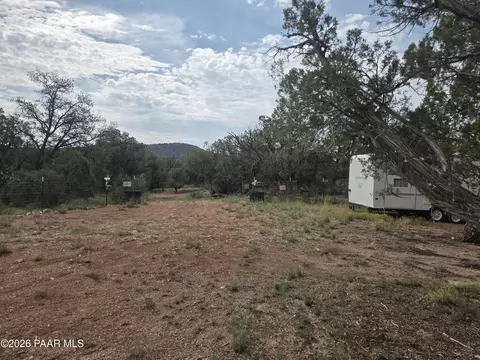 259 S Cathedral Valley Rd, Ash Fork, AZ 86320 photo 2