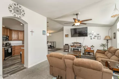 350 E Houston Rd, Paulden, AZ 86334 photo 8