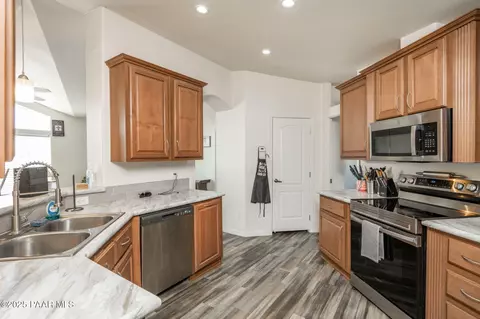 350 E Houston Rd, Paulden, AZ 86334 photo 12