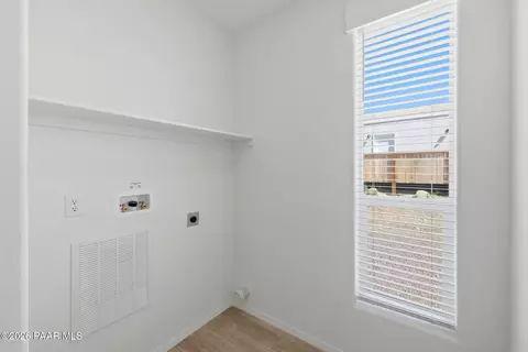 350 E Peterson Rd, Paulden, AZ 86334 photo 13