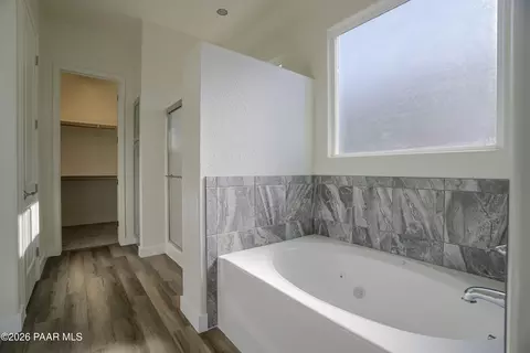 Bath - 12973 E Toro St, Dewey, AZ 86327 photo 2 of 3