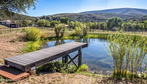 1320 S Grisby Rd, Skull Valley, AZ 86338