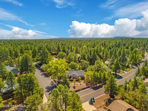 View/Area - 5801 E Ridge Dr, Flagstaff, AZ 86004 photo 2 of 10