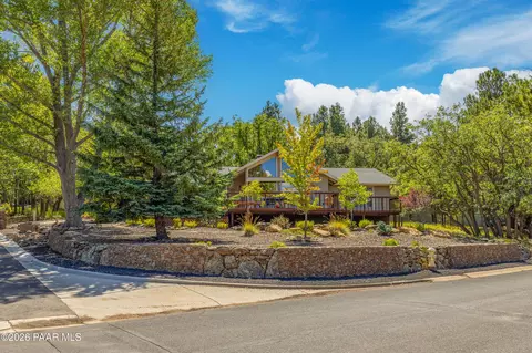 Exterior - 5801 E Ridge Dr, Flagstaff, AZ 86004 photo 1 of 7