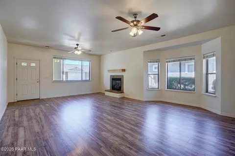 Living - 13084 E Cancun St, Dewey, AZ 86327 photo 2 of 6