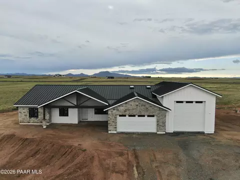 7824 N Copenhagen Ln, Prescott Valley, AZ 86315