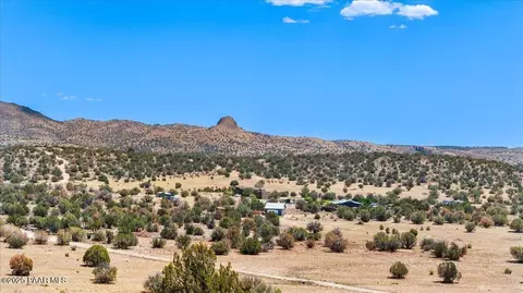 1555 E Great Pl, Paulden, AZ 86334 photo 6