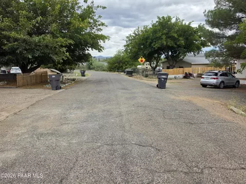 20833 E Antelope Rd, Mayer, AZ 86333 photo 3