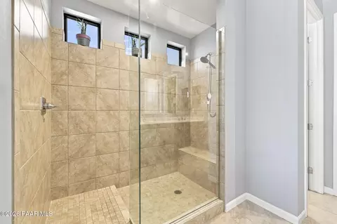 Bath - 5794 E Killen Loop, Prescott Valley, AZ 86314 photo 1 of 3
