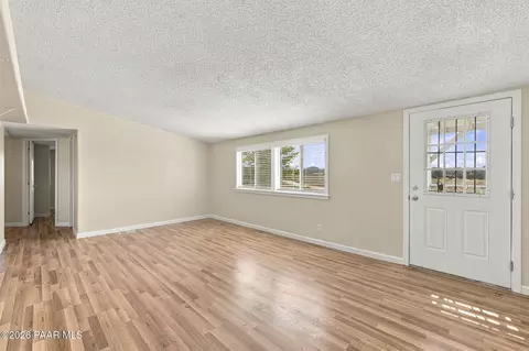 320 E Verde Ranch Rd, Paulden, AZ 86334 photo 10