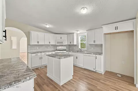 320 E Verde Ranch Rd, Paulden, AZ 86334 photo 15
