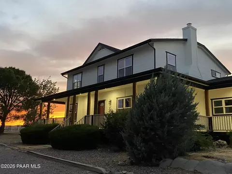 Exterior - 890 E Latigo Ct, Paulden, AZ 86334 photo 1 of 11